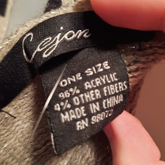 Floral Rose Scarf - Picture 2 of 6